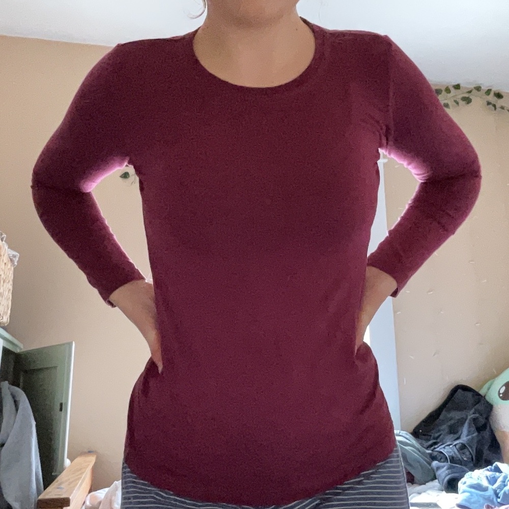 Wine red long sleeve top